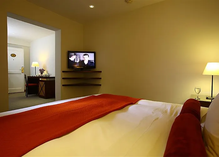 Hotel Lp Portales